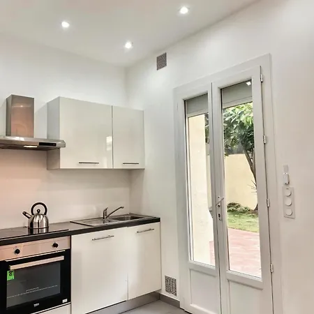 Apartment Brand New Garden In Cannes